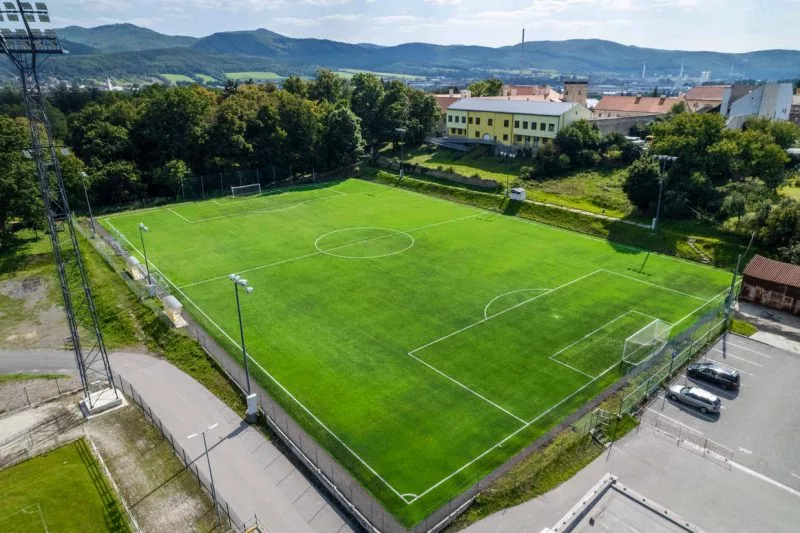 Futbalové ihrisko - umelá tráva - FK Pohronie